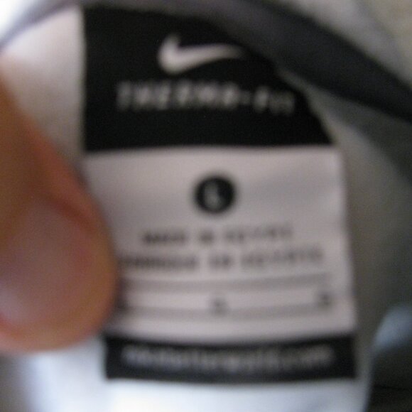 KC KANSAS CITY CHIEFS PROPERTY OF GREY  HOODIE NIKE SIZE L LOWEST PRICE PERFECT - Picture 8 of 9